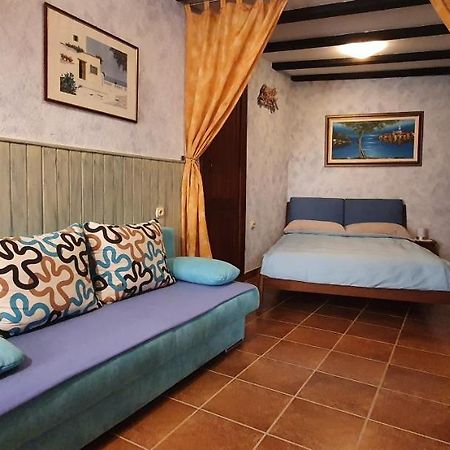 Studio Apartment Grisia Ρόβινι Εξωτερικό φωτογραφία