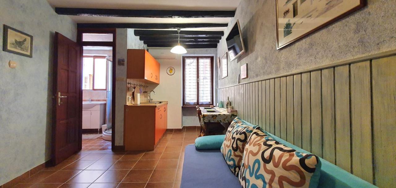 Studio Apartment Grisia Ρόβινι Εξωτερικό φωτογραφία