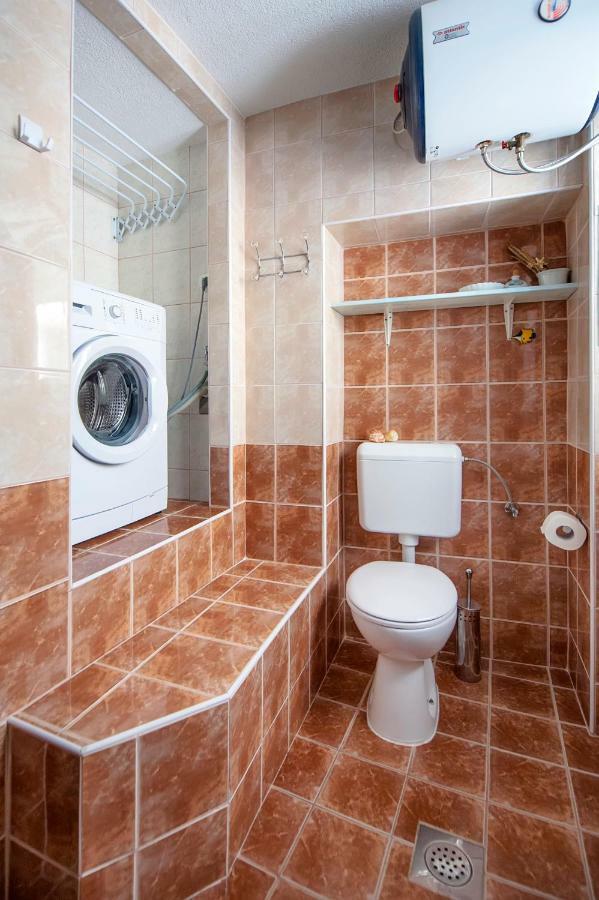 Studio Apartment Grisia Ρόβινι Εξωτερικό φωτογραφία